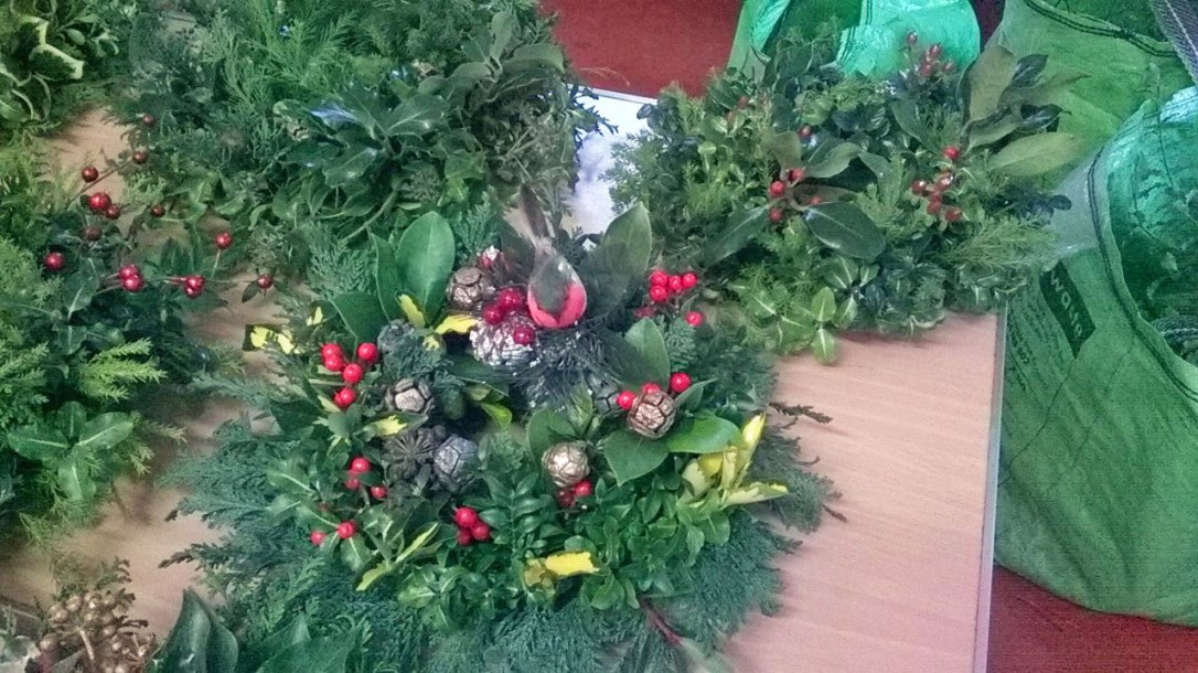 Wreath-making with Shirley_December 2014